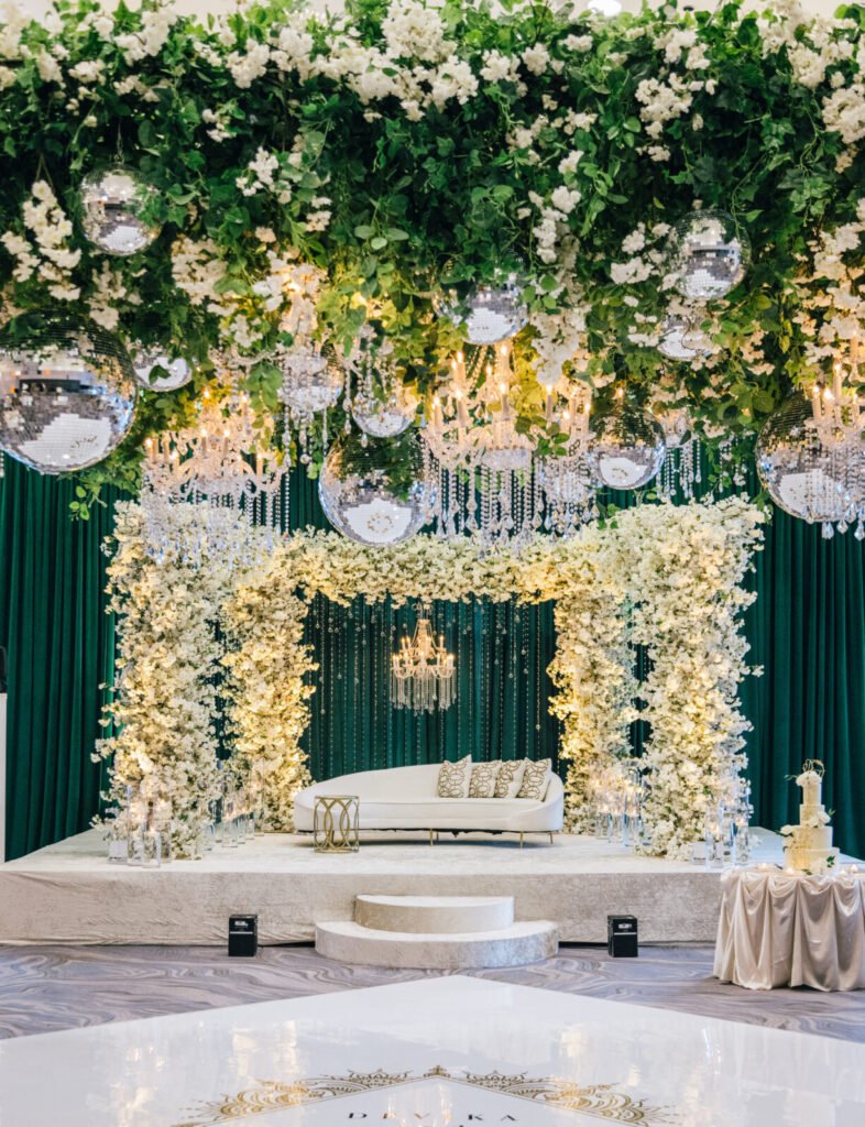 Where To See Beauty And The Beast In Chicago Theaters